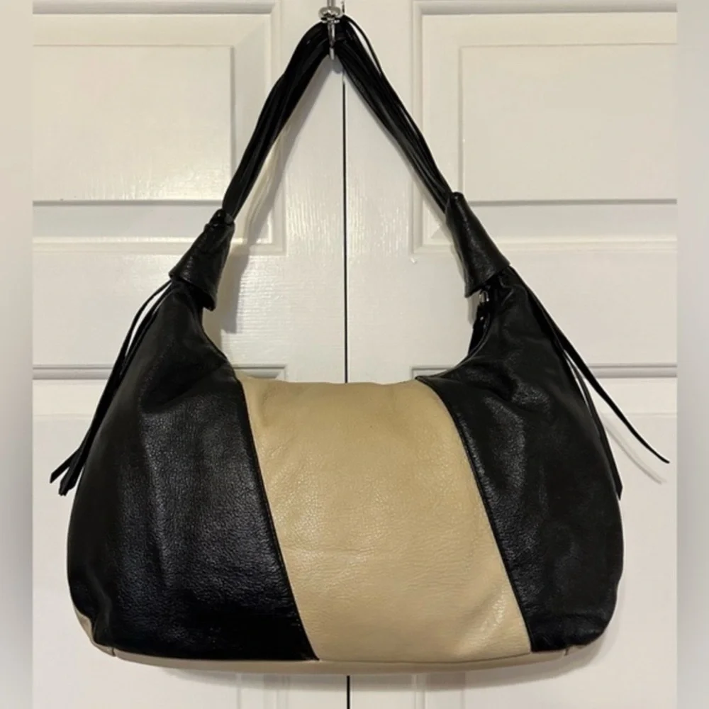 Danilo’s Honduras Shoulder Satchel Black and Cream